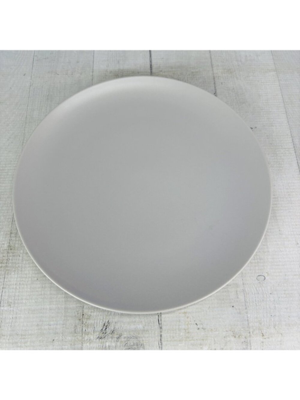 Ikea of Sweden 12011 Solid Gray Matte Round Stoneware 10.25" Dinner Plates Set 2 - Picture 4 of 14